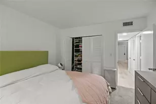 2141 NE 68th St, Fort Lauderdale, FL 33308 - Photo 11