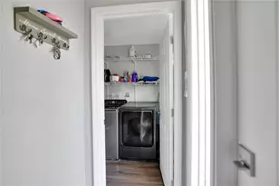 10700 NW 30th Pl, Sunrise, FL 33322 - Photo 15