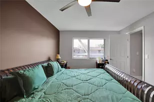 10700 NW 30th Pl, Sunrise, FL 33322 - Photo 11