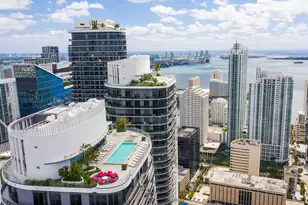 55 SW 9th St, Miami, FL 33130 - Photo 9