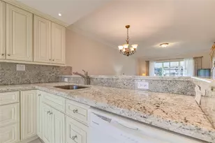 5071 W Oakland Park Blvd, Fort Lauderdale, FL 33313 - Photo 17