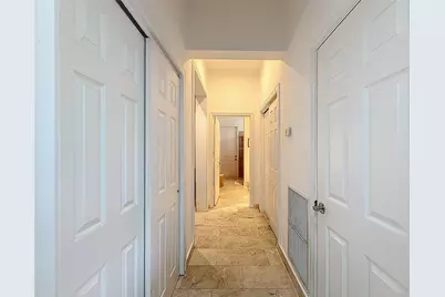1673 Victoria Pointe Circle, Weston, FL 33327 - Photo 35