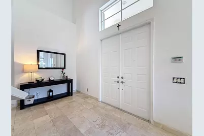 1673 Victoria Pointe Circle, Weston, FL 33327 - Photo 11