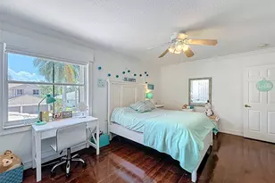 1673 Victoria Pointe Cir, Weston, FL 33327 - Photo 45