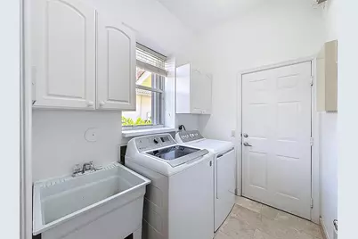 1673 Victoria Pointe Circle, Weston, FL 33327 - Photo 65