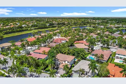 1673 Victoria Pointe Circle, Weston, FL 33327 - Photo 7