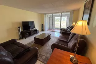 901 Cypress Terrace, Pompano Beach, FL 33069 - Photo 13