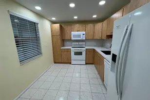 901 Cypress Terrace, Pompano Beach, FL 33069 - Photo 7