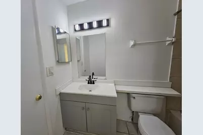 2059 NW 56th Avenue #29-B, Lauderhill, FL 33313 - Photo 23