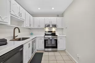 126 Sparrow Dr, Royal Palm Beach, FL 33411 - Photo 5