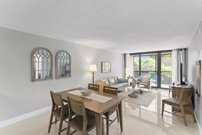 16 Royal Palm Way #302, Boca Raton, FL 33432 - Photo 9