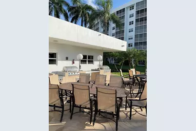 2731 NE 14th Street Causeway #307, Pompano Beach, FL 33062 - Photo 17