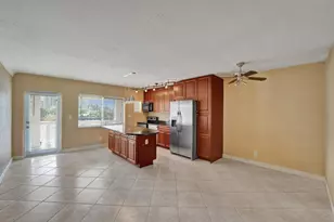 2895 NE 32nd St, Fort Lauderdale, FL 33306 - Photo 3