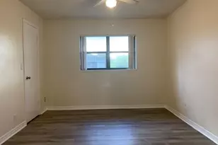 4084 NW 87th Ave, Sunrise, FL 33351 - Photo 5