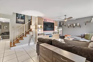 29 Laredo Pl, Davie, FL 33324 - Photo 3