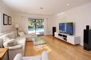 902 Holoma Dr, Vero Beach, FL 32963 - Photo 13