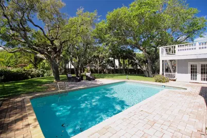 902 Holoma Drive, Vero Beach, FL 32963 - Photo 39