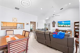 8486 Heather Pl, Boynton Beach, FL 33472 - Photo 17