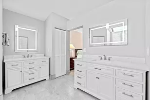 8486 Heather Pl, Boynton Beach, FL 33472 - Photo 5