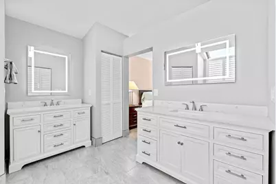 8486 Heather Place, Boynton Beach, FL 33472 - Photo 5