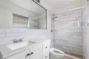 4801 NW 17th Ct, Lauderhill, FL 33313 - Photo 7