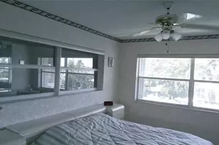 460 Paradise Isle Blvd, Hallandale Beach, FL 33009 - Photo 11