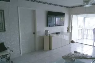 460 Paradise Isle Blvd, Hallandale Beach, FL 33009 - Photo 3