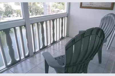 460 Paradise Isle Boulevard #301, Hallandale Beach, FL 33009 - Photo 7