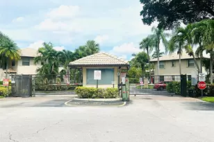 5550 Lakeside Dr, Margate, FL 33063 - Photo 17