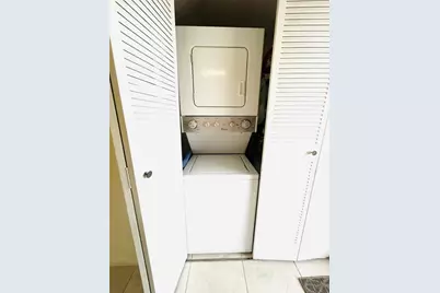 5550 Lakeside Drive #203, Margate, FL 33063 - Photo 15