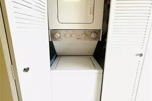 5550 Lakeside Dr, Margate, FL 33063 - Photo 15