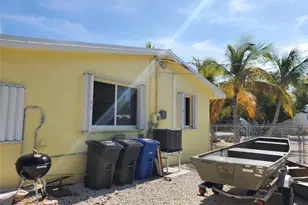 135 Peace Ave, Tavernier, FL 33070 - Photo 5