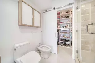 6365 Collins Ave, Miami Beach, FL 33141 - Photo 11