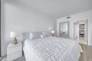 6365 Collins Ave, Miami Beach, FL 33141 - Photo 9