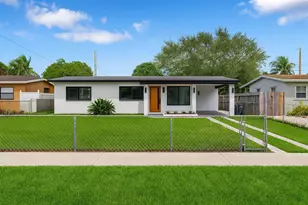 529 SW 22nd Ave, Fort Lauderdale, FL 33312 - Photo 1