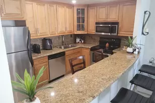 19370 Collins Ave, North Miami Beach, FL 33160 - Photo 3