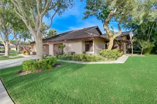 5051 Pine Dr, Boynton Beach, FL 33437 - Photo 1