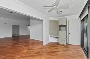 5051 Pine Dr, Boynton Beach, FL 33437 - Photo 11