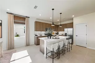 10653 NW Suncrest Loop, Port Saint Lucie, FL 34987 - Photo 9