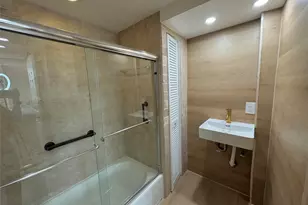 8 Royal Palm Way, Boca Raton, FL 33432 - Photo 25