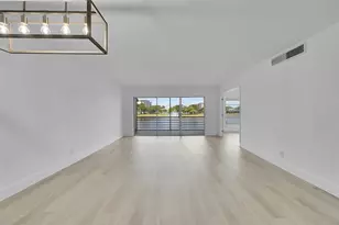 2801 N Palm Aire Dr, Pompano Beach, FL 33069 - Photo 7