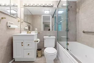 3028 Cambridge B, Deerfield Beach, FL 33442 - Photo 21