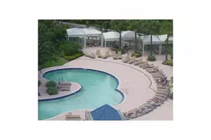 3340 NE 190th St, Miami, FL 33180 - Photo 3