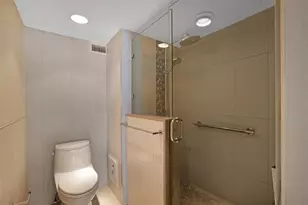 333 Sunset Dr, Fort Lauderdale, FL 33301 - Photo 23