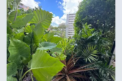 1770 NE 191st Street #112-1, Miami, FL 33179 - Photo 29