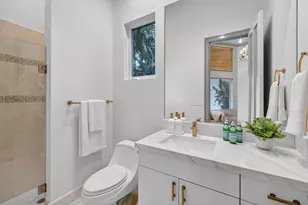 1518 E Lake Dr, Fort Lauderdale, FL 33316 - Photo 23