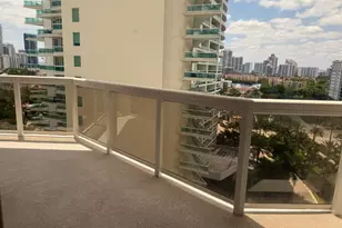 20185 E Country Club Dr, Aventura, FL 33180 - Photo 5