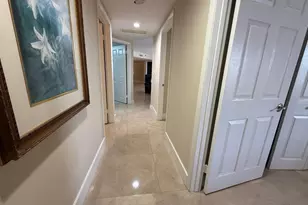 20185 E Country Club Dr, Aventura, FL 33180 - Photo 13