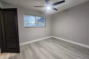 14715 N Spur Dr, Miami, FL 33161 - Photo 17