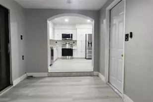 14715 N Spur Dr, Miami, FL 33161 - Photo 31